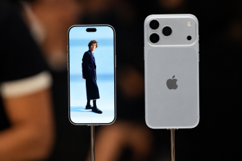 # iPhone 18 Pro 開賣前就爆討論！網友擔心「背板翹起」問題是否重演